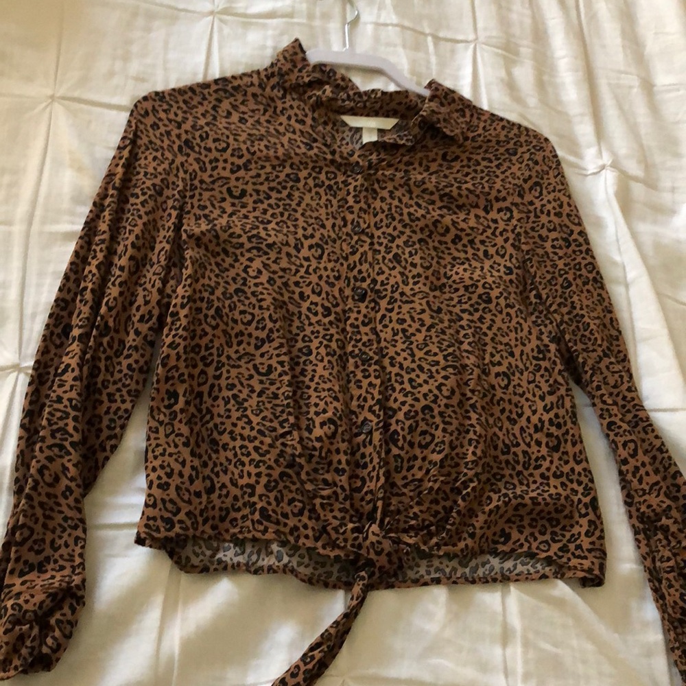 Leopard print tie front Blouse